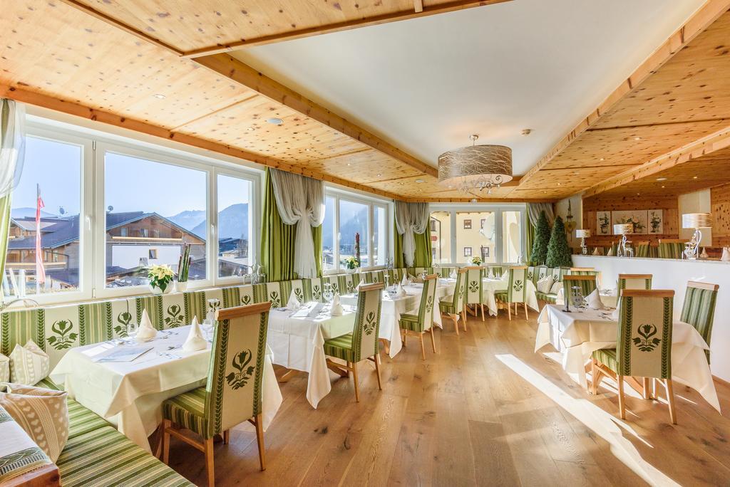 Vier Jahreszeiten Wellnessresort Achensee موراخ المظهر الخارجي الصورة