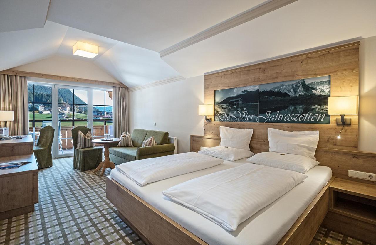 Vier Jahreszeiten Wellnessresort Achensee موراخ المظهر الخارجي الصورة
